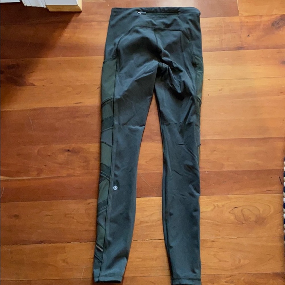 Lululemon size 4 leggings!